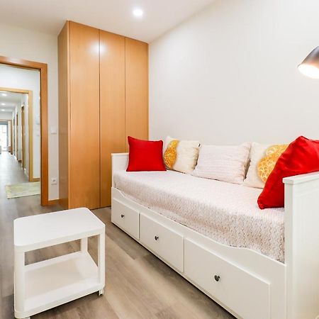 Tiana Apartment - City Centre With Terrace Віана-ду-Каштелу Екстер'єр фото