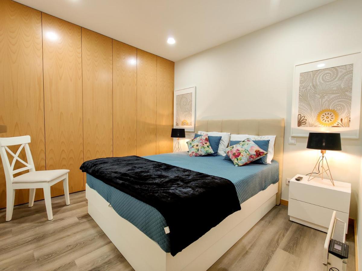 Tiana Apartment - City Centre With Terrace Віана-ду-Каштелу Екстер'єр фото