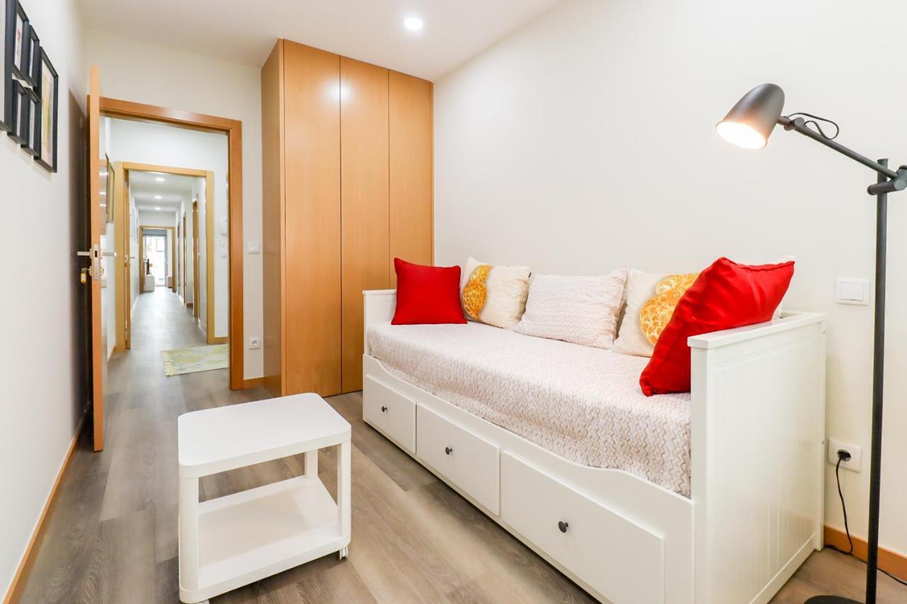 Tiana Apartment - City Centre With Terrace Віана-ду-Каштелу Екстер'єр фото