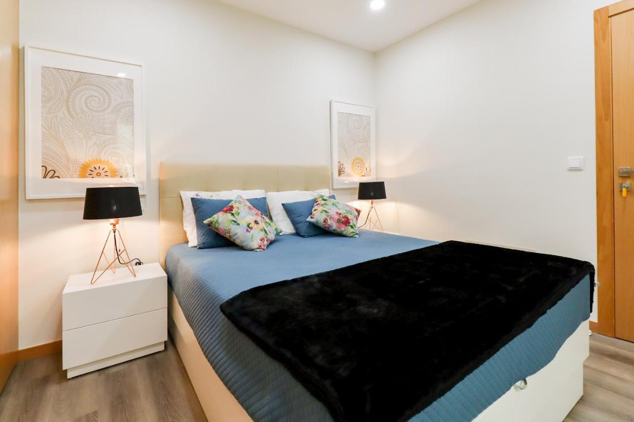 Tiana Apartment - City Centre With Terrace Віана-ду-Каштелу Екстер'єр фото